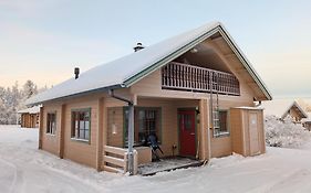 Matkailumaja Heikkala Cottages